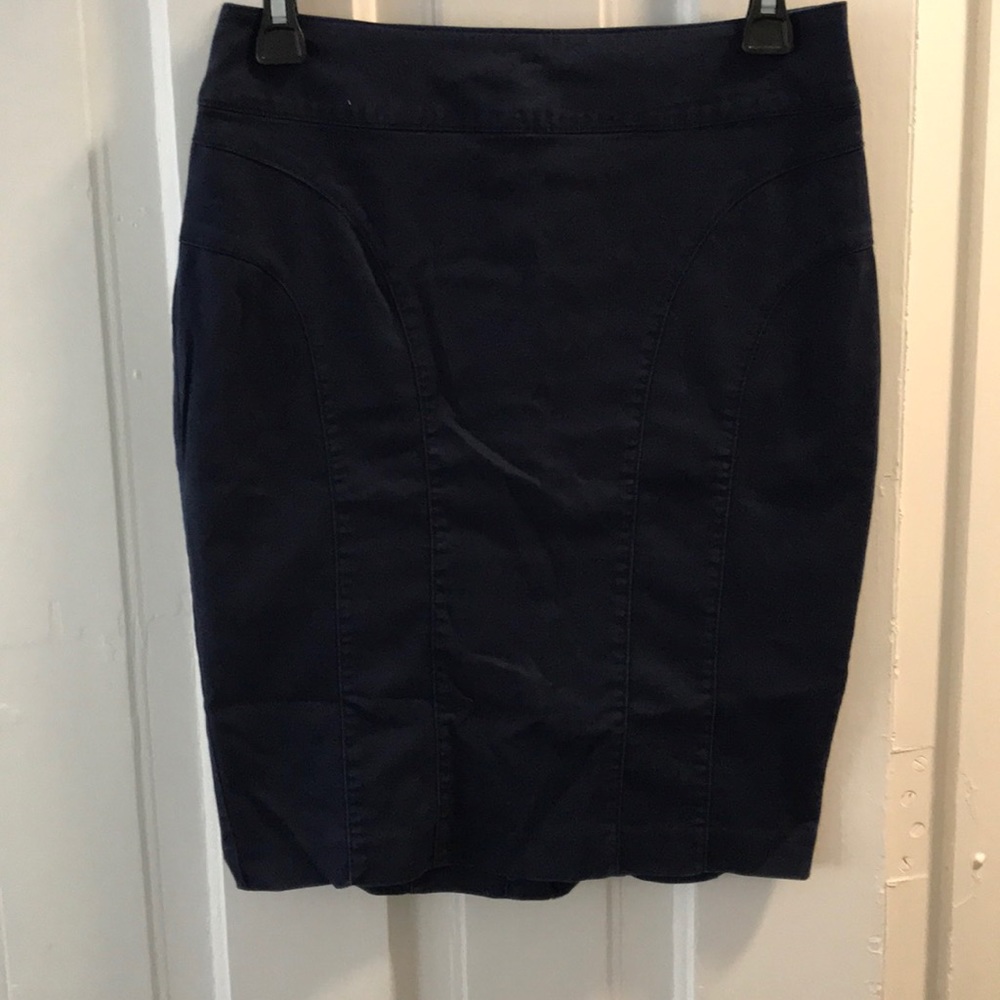 H&m pencil skirt. Size 8